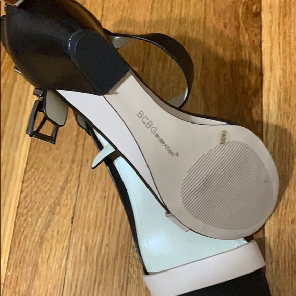 Shoes - Picture 2 of 3